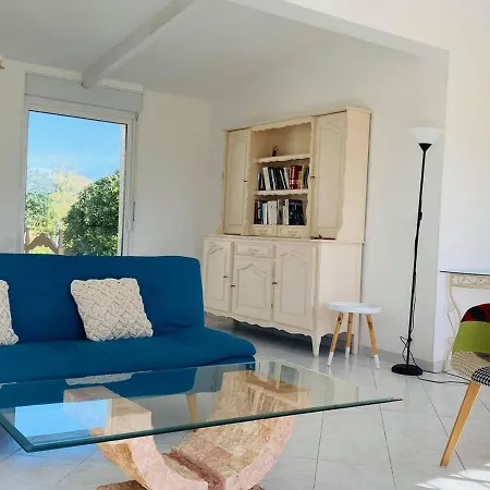 Holiday home 4 Pieces, 7 Couchages, Proche Plage, Terrasse, Jardin, Parking, Wi-fi - Fr-1-63-296 *