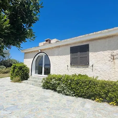 Hébergement de vacances 4 Pieces, 7 Couchages, Proche Plage, Terrasse, Jardin, Parking, Wi-fi - Fr-1-63-296 Corbara